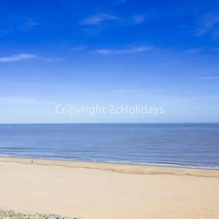 Wonderful 6 Berth Caravan For Hire By A Stunning Norfolk Beach Ref 19006Sd Scratby Exterior photo